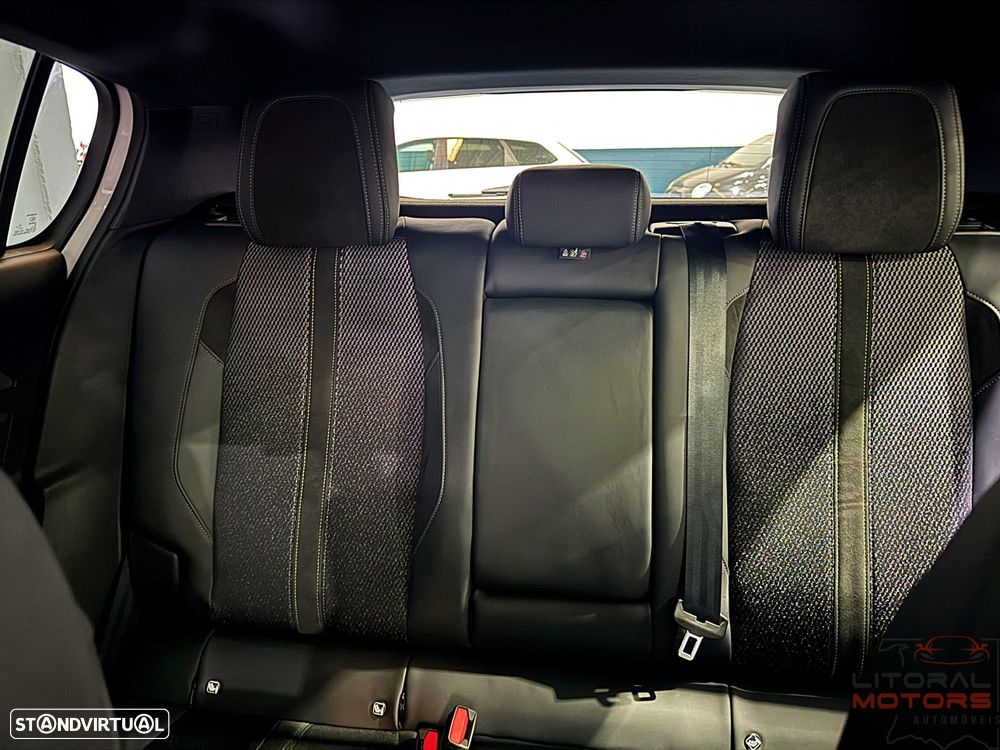 Peugeot 308 1.6 Hybrid GT e-EAT8 - 40