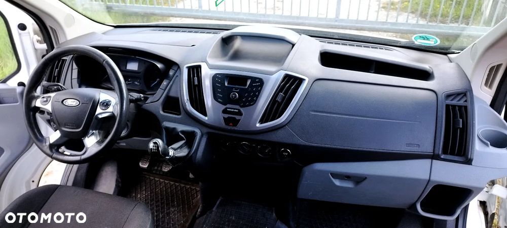 Ford Transit - 4