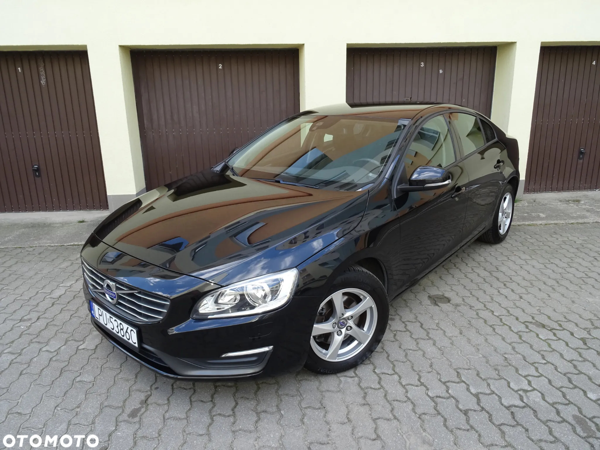 Volvo S60 D2 Kinetic - 2