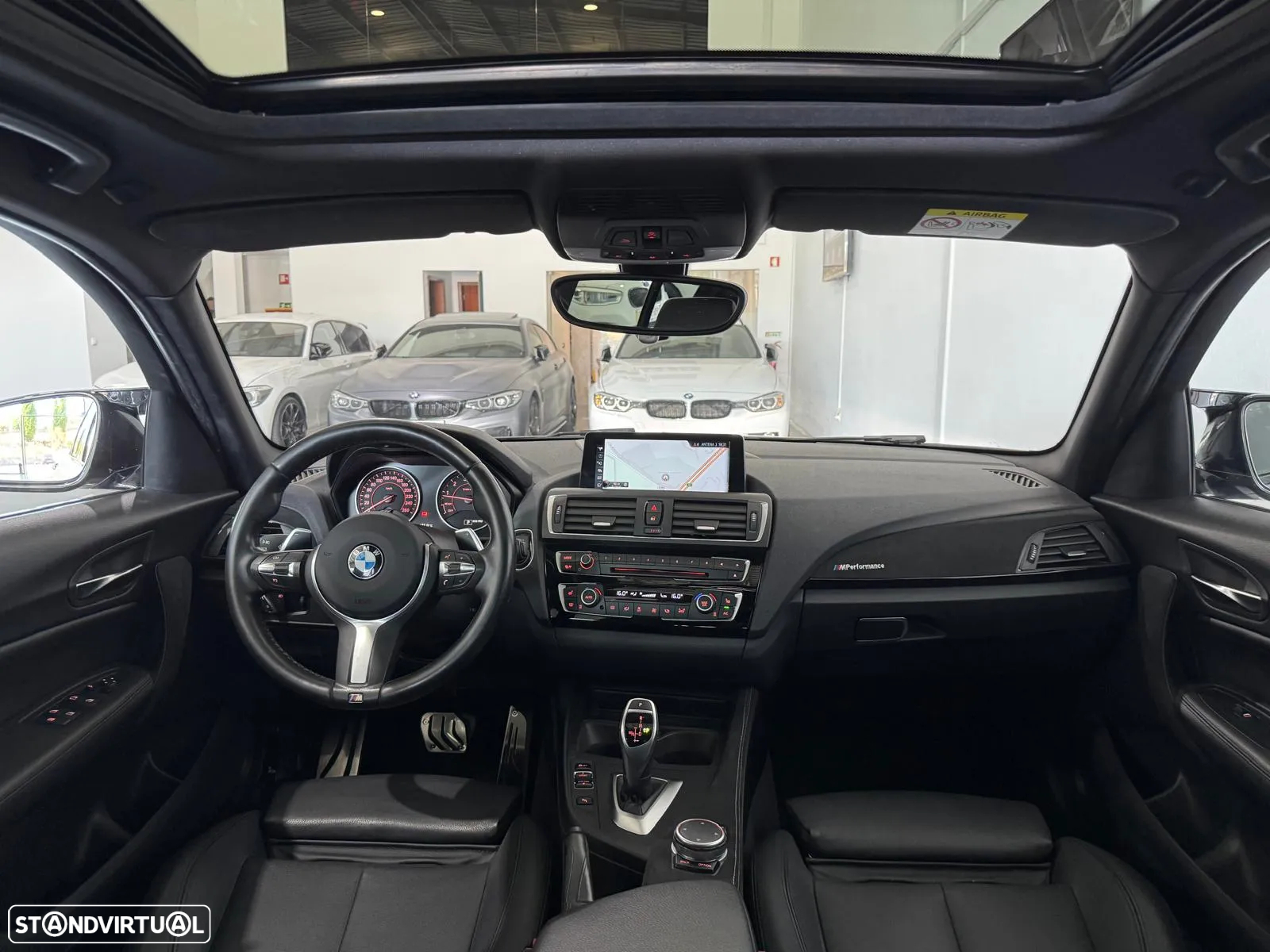 BMW 120 i Pack M Auto - 43