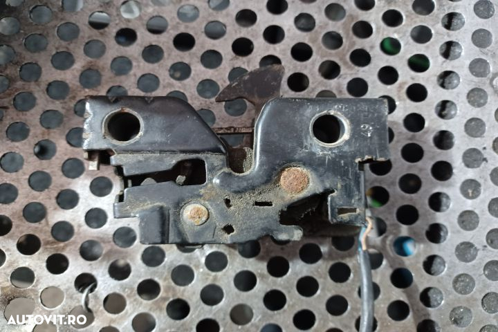Broasca capota motor 2011 6R1823509A Volkswagen VW Polo 5 6R [2009 - - 2