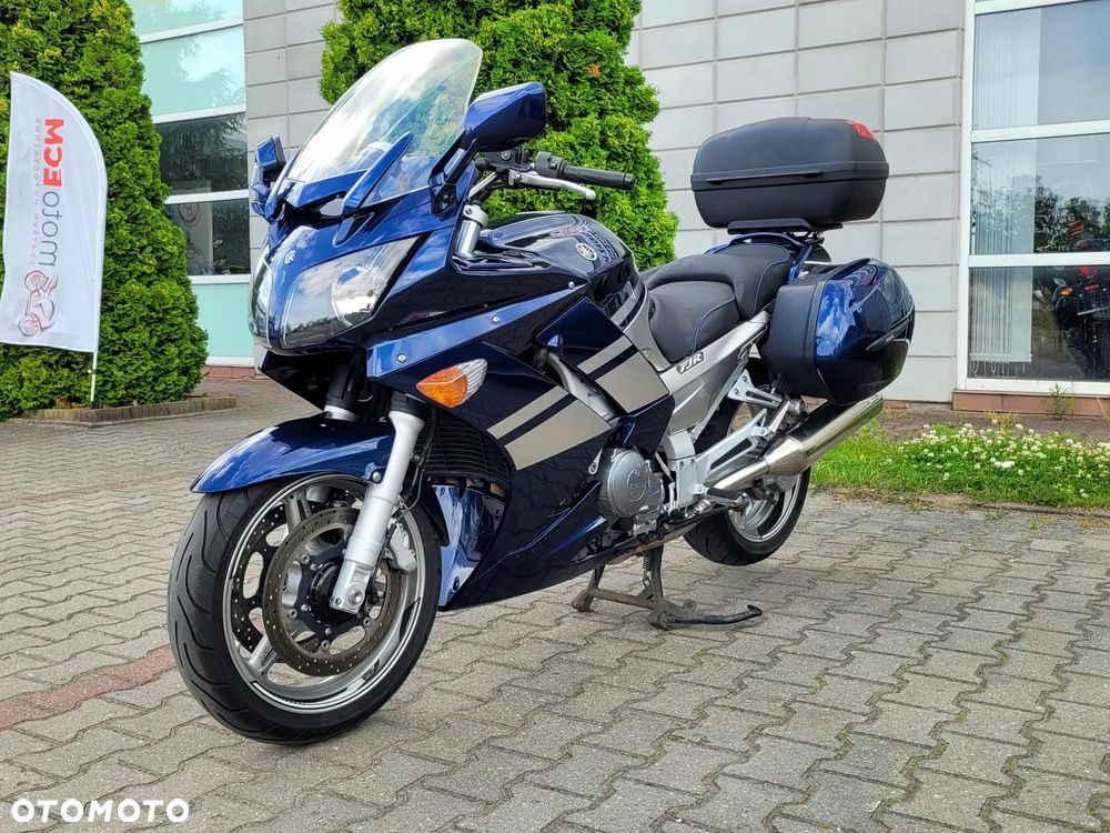 Yamaha FJR - 2