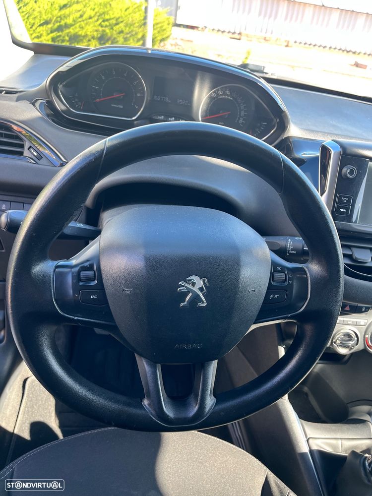 Peugeot 208 1.4 VTi Allure - 11
