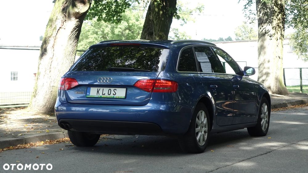 Audi A4 Avant - 30