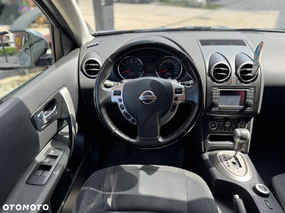 Nissan Qashqai - 12