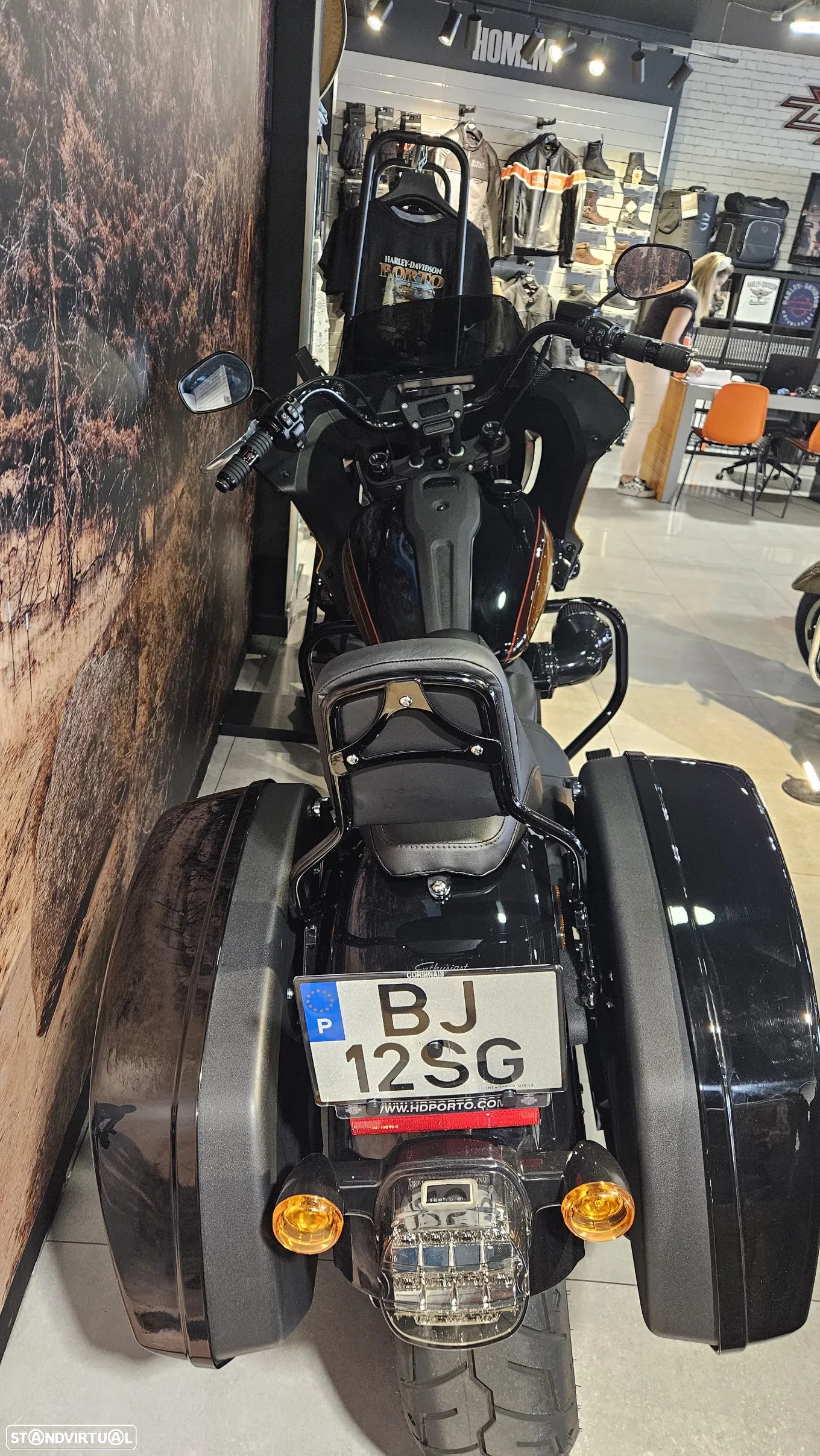 Harley-Davidson Low Rider ST - 7