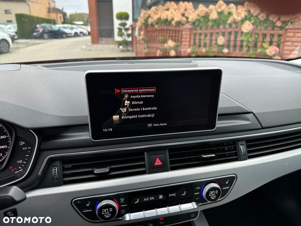 Audi A4 Limousine - 13