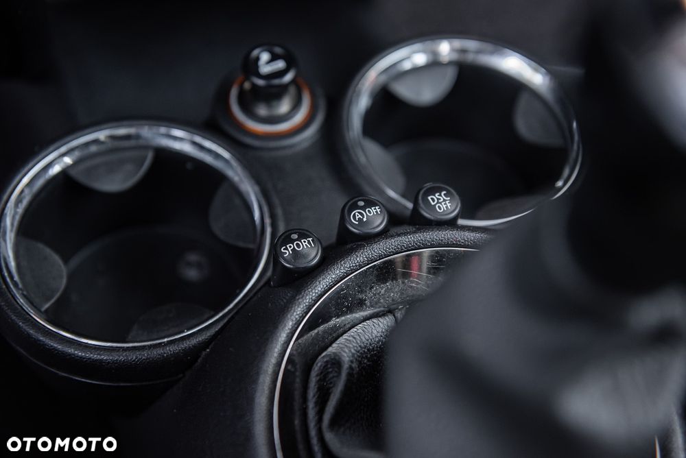 MINI Cooper Standard - 19