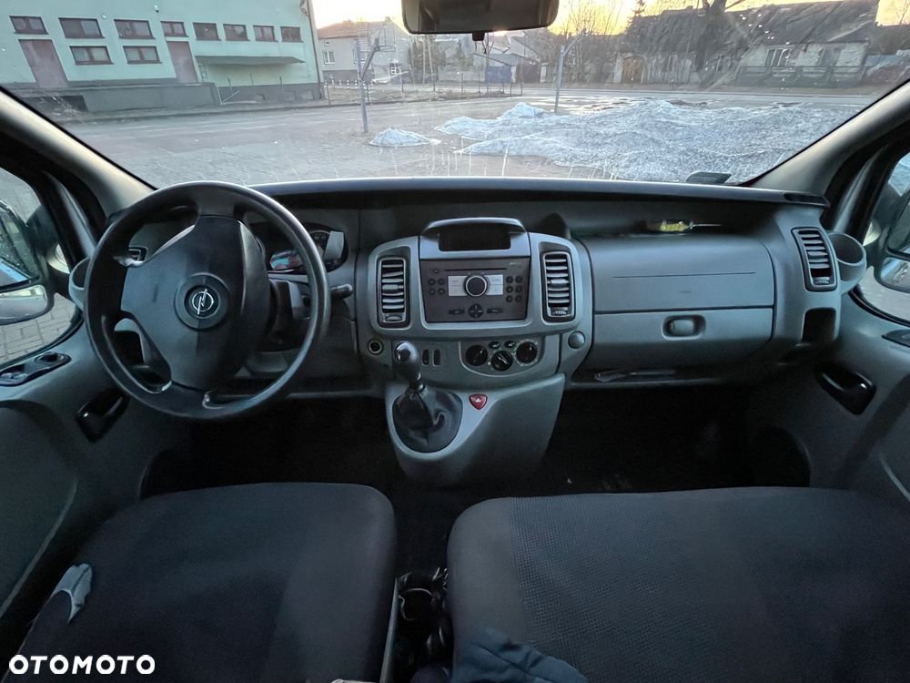 Opel Vivaro - 9