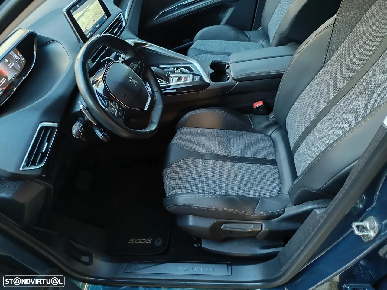 Peugeot 5008 1.2 PureTech Allure EAT8 - 9