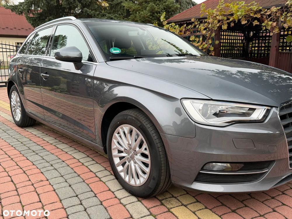 Audi A3 Sportback 1.8 TFSI Ambiente - 5