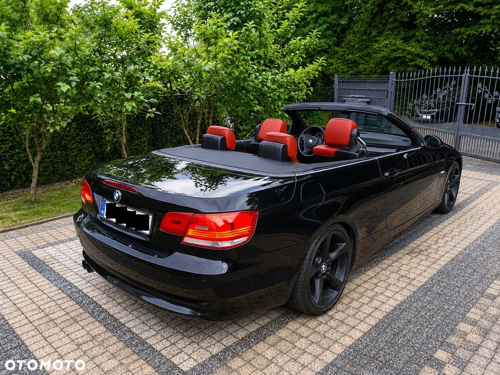 BMW Seria 3 320i - 3