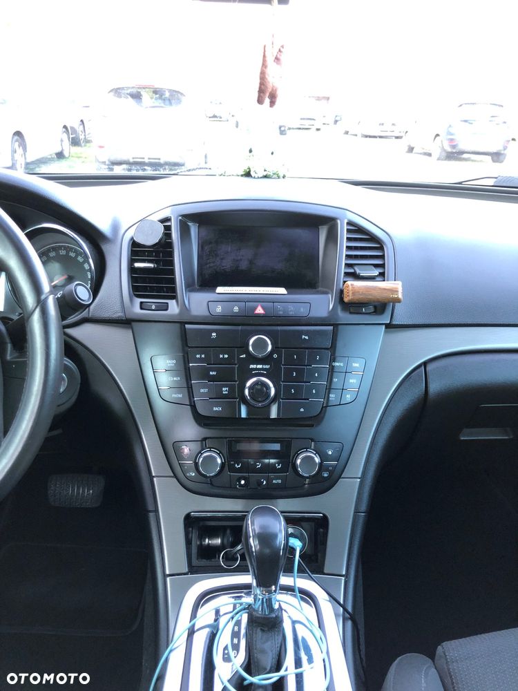 Opel Insignia 2.0 CDTI - 10