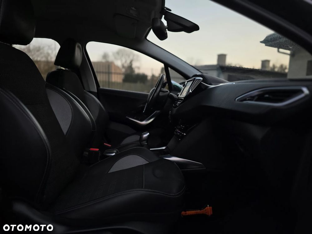 Peugeot 2008 - 23