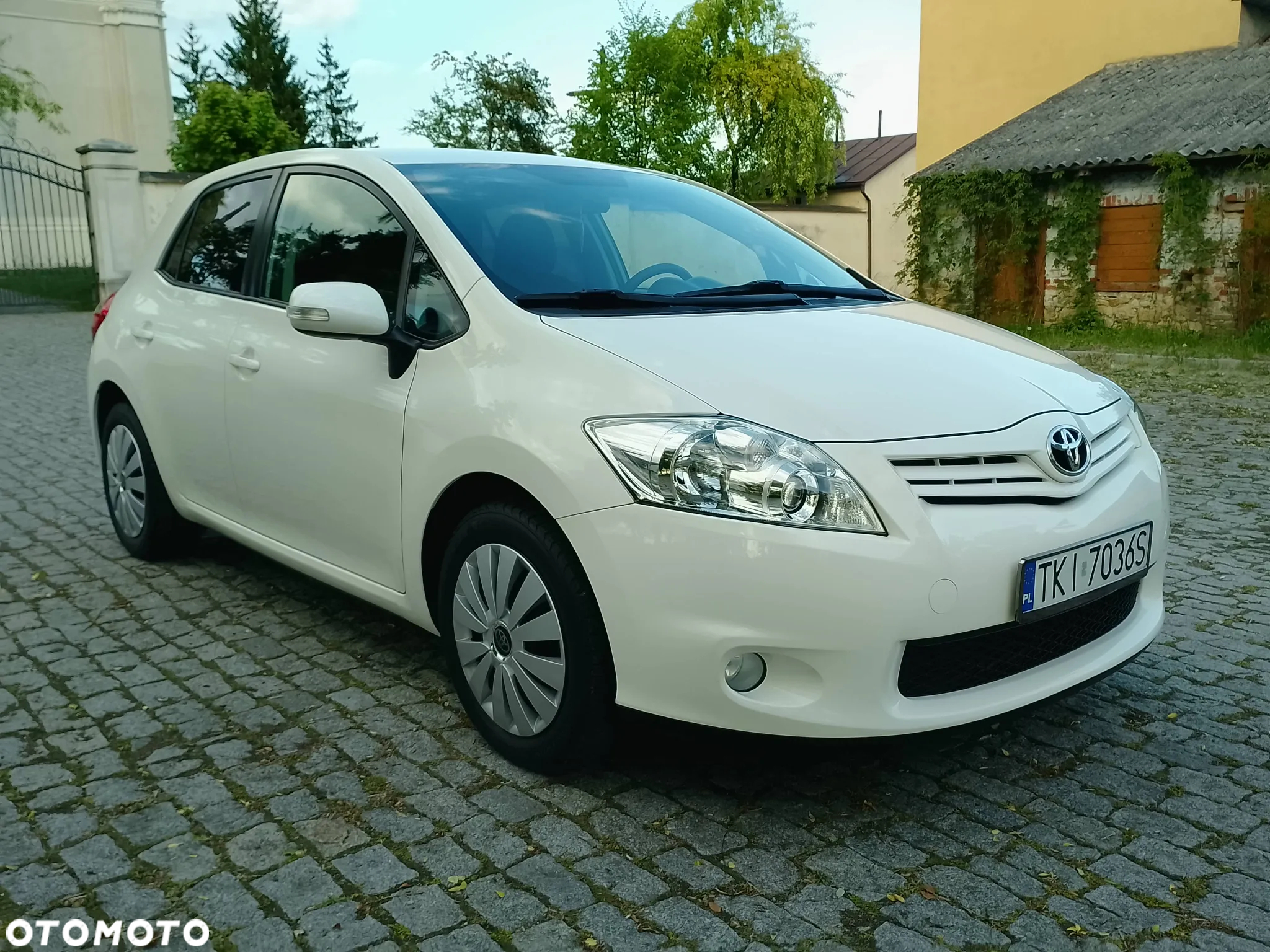 Toyota Auris 1.33 Dual-VVT-i Design Edition - 40