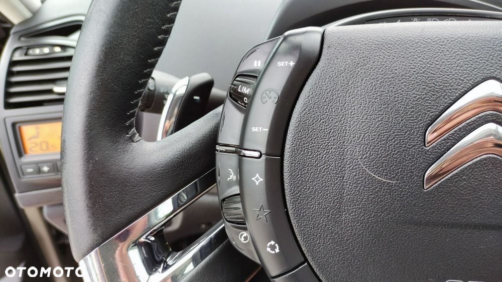 Citroën C4 Grand Picasso 1.6 THP Exclusive - 31