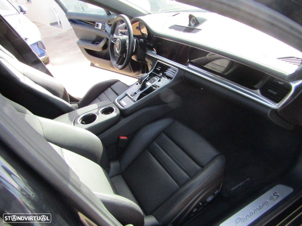 Porsche Panamera 4S E-Hybrid Executive - 14