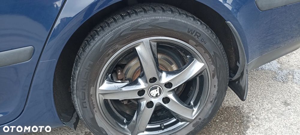 Skoda Octavia 1.6 Tour - 3