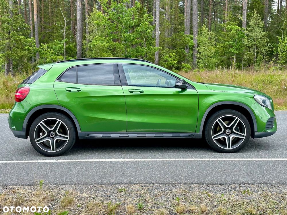 Mercedes-Benz GLA 250 4Matic 7G-DCT AMG Line - 4