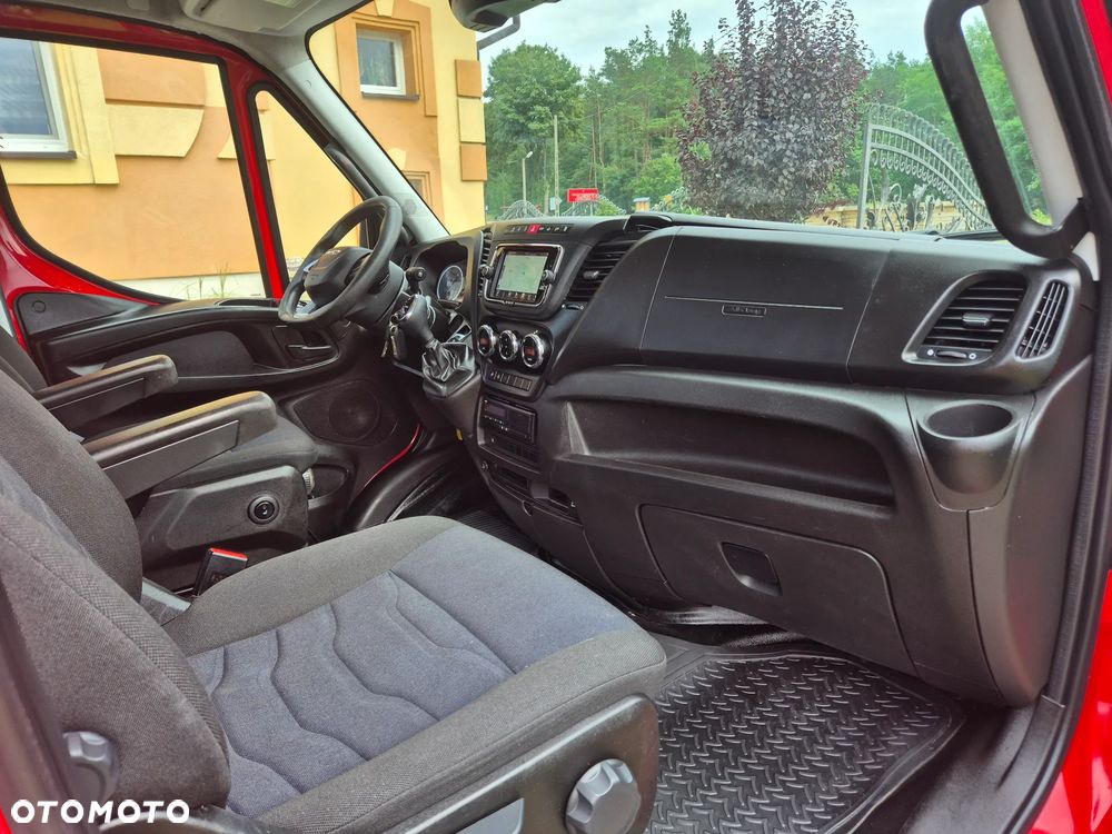 Iveco IVECO 35S18 BRYGADÓWKA KLIMATRONIK MAX LEDY TEMPOMAT - 23