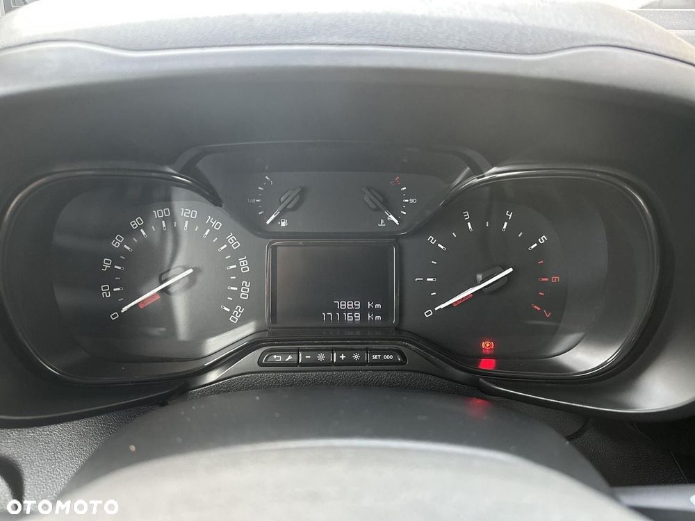 Toyota PROACE CITY - 13