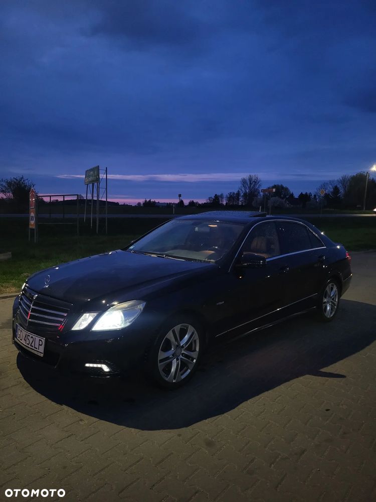 Mercedes-Benz Klasa E 350 BlueTec Avantgarde - 11