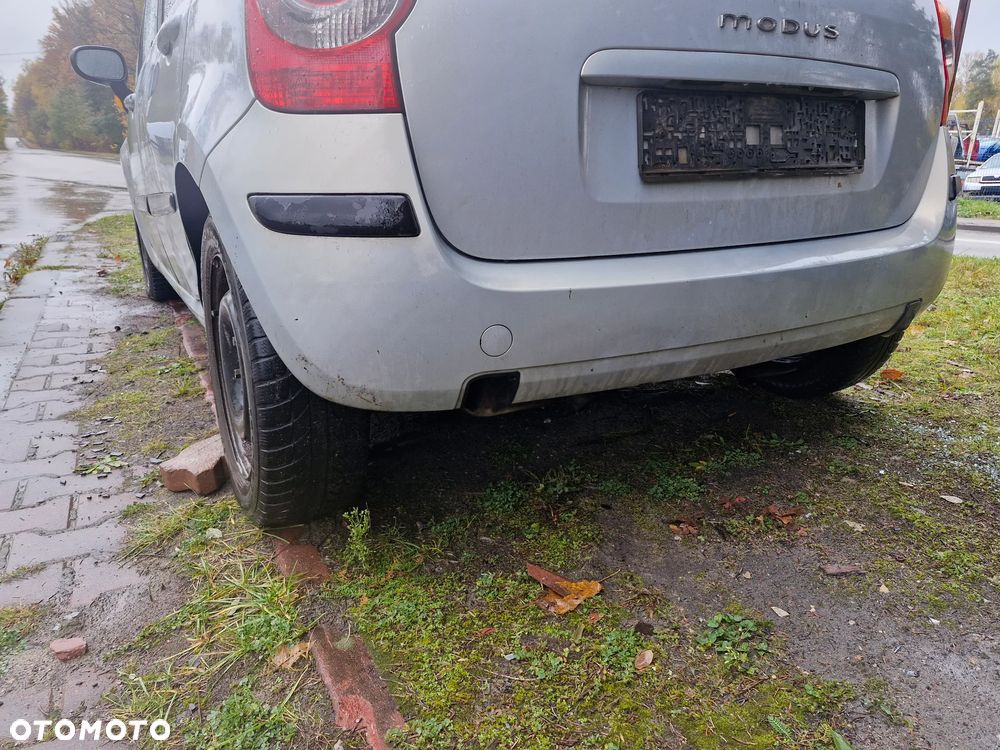 zderzak / tył / Renault Modus (NV632) - 1