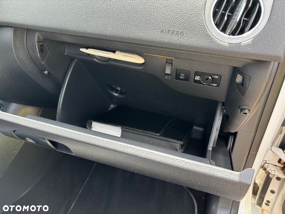 Volkswagen Golf Plus 2.0 TDI DPF DSG MATCH - 25