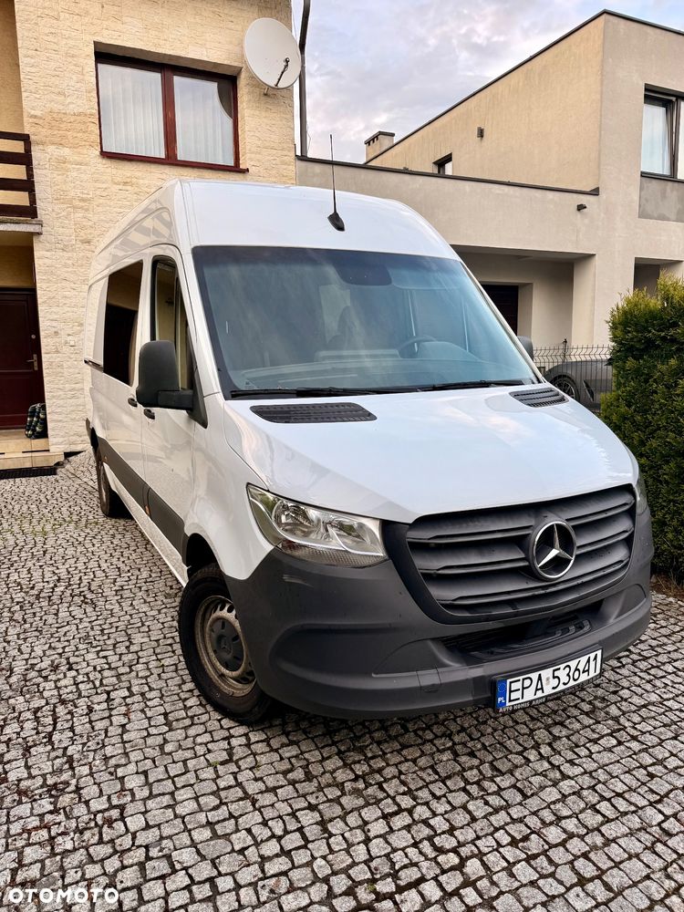 Mercedes-Benz Sprinter - 4