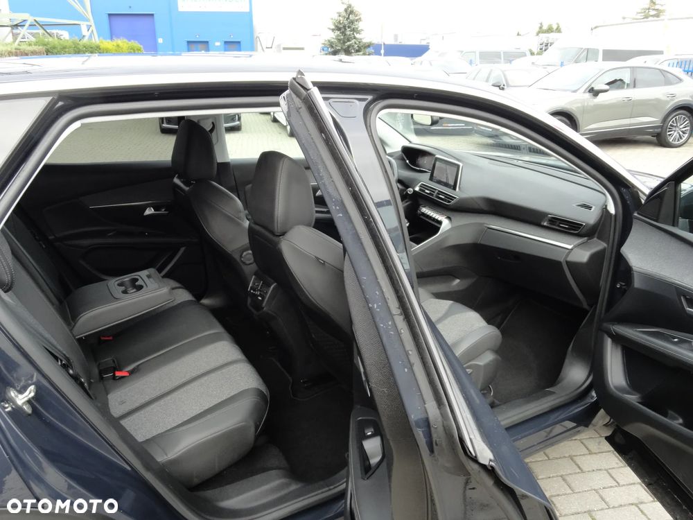 Peugeot 3008 1.5 BlueHDi Allure Pack S&S - 10