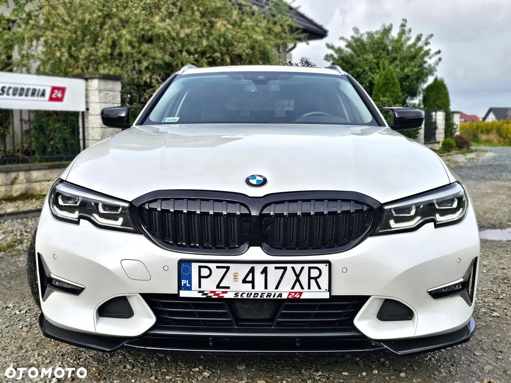 BMW Seria 3 320d xDrive Luxury Line sport - 4