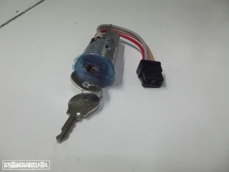 renault 4 L canhao de igniçao novo com chave em metal - 2