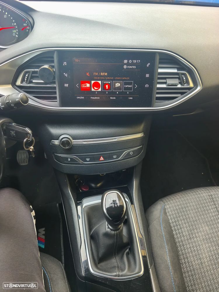 Peugeot 308 SW 1.5 BlueHDi Style - 14