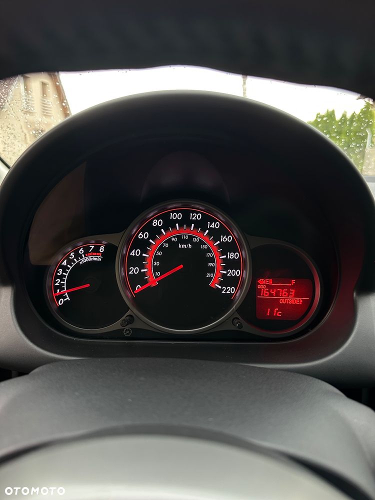 Mazda 2 1.5 Dynamic - 34