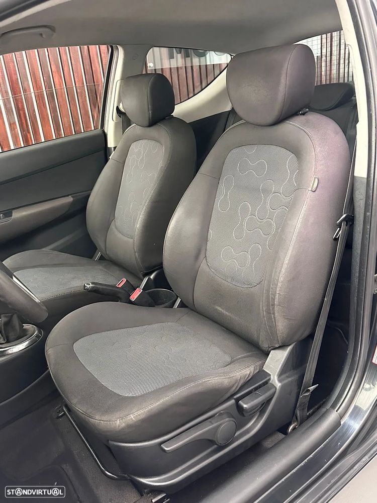 Hyundai i20 1.4 CRDI Comfort - 11