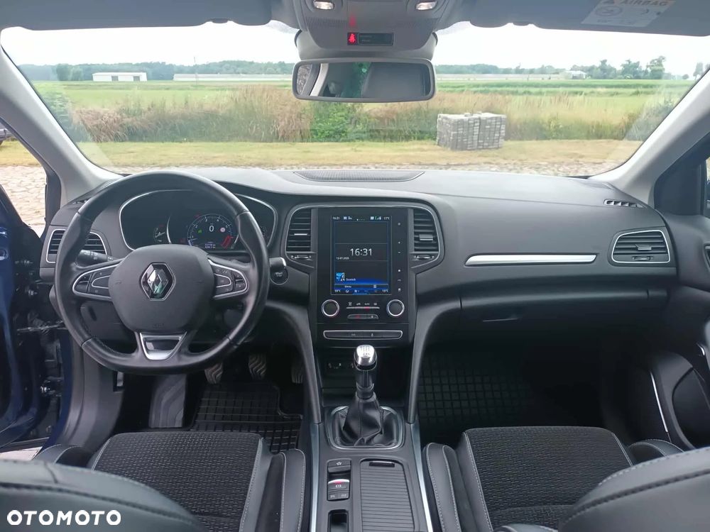 Renault Megane TCe 140 GPF INTENS - 17