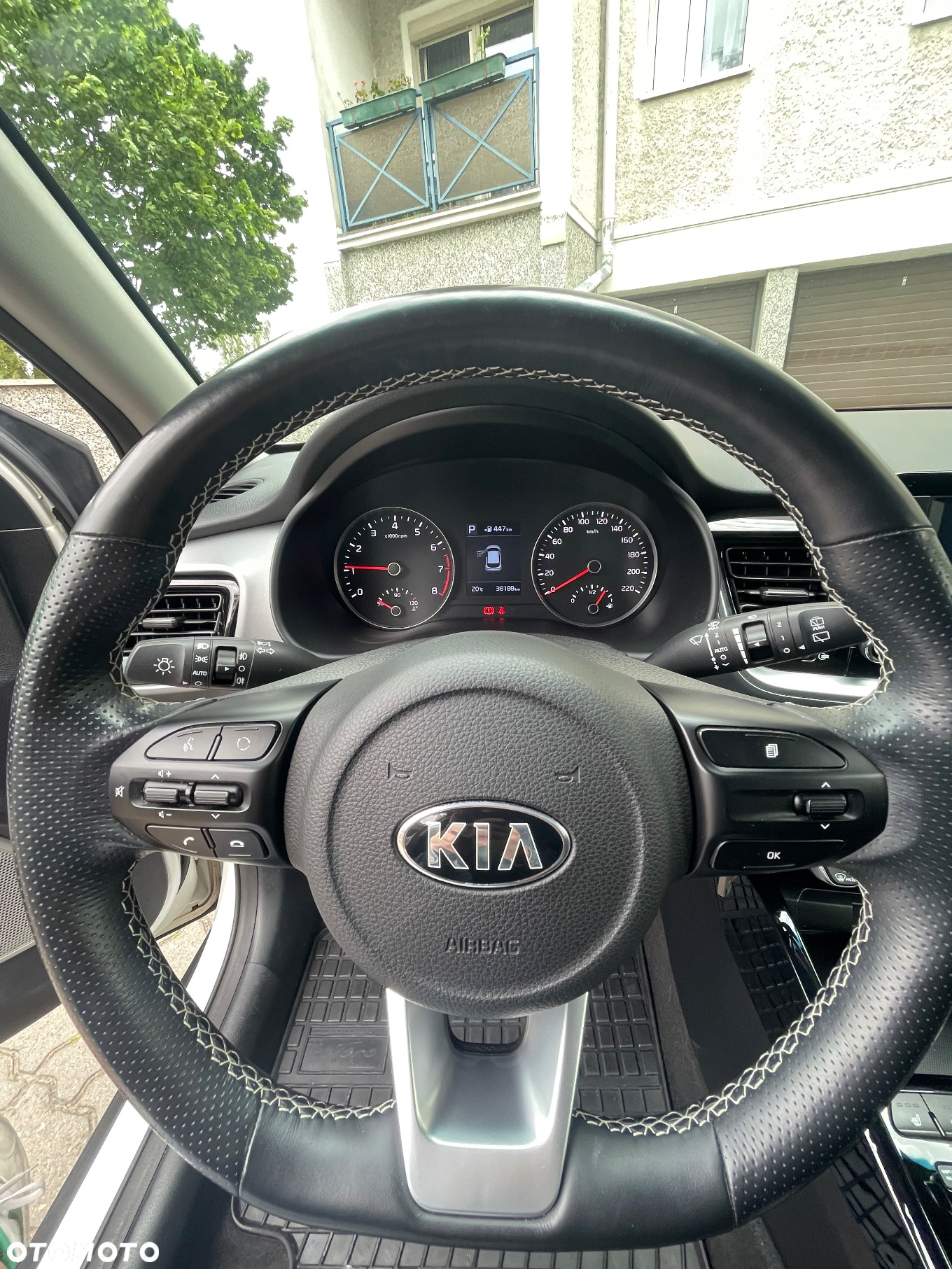 Kia Stonic 1.0 T-GDI L DCT - 10