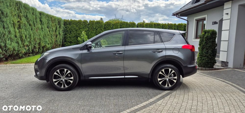Toyota RAV4 2.0 D-4D Premium - 3
