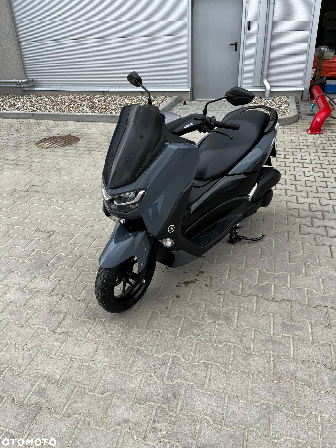 Yamaha NMAX - 12