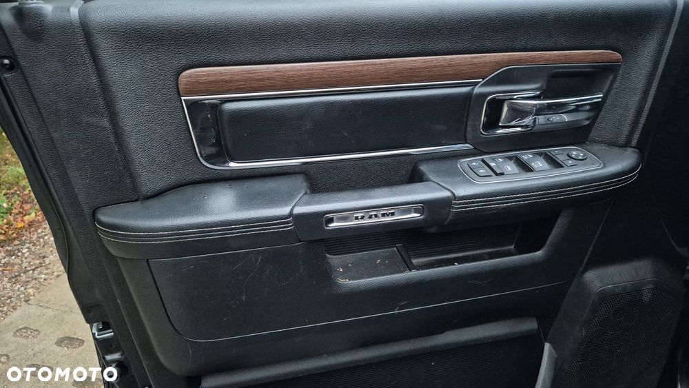 Dodge RAM 1500 5.7 4x4 - 13