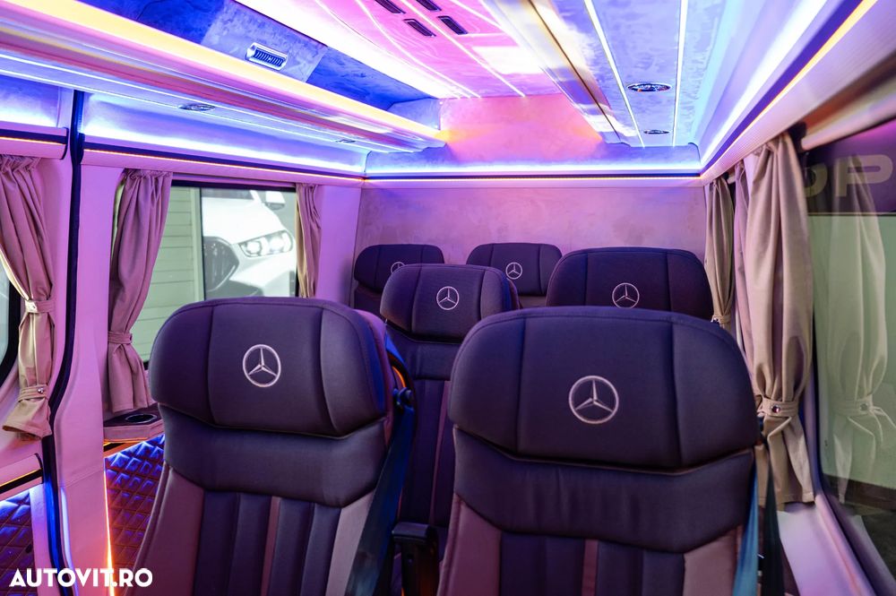 Mercedes-Benz Sprinter Long Custom - 23