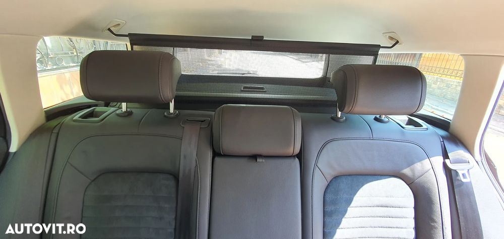 Volkswagen Passat 2.0 TDI DSG Highline - 27