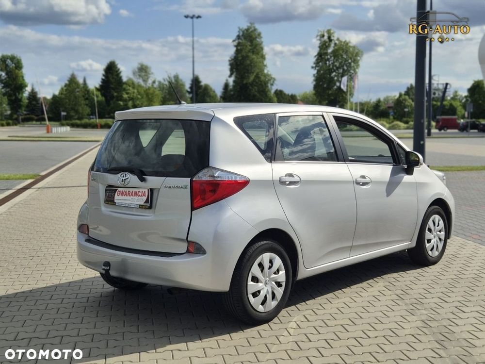 Toyota Verso S - 7