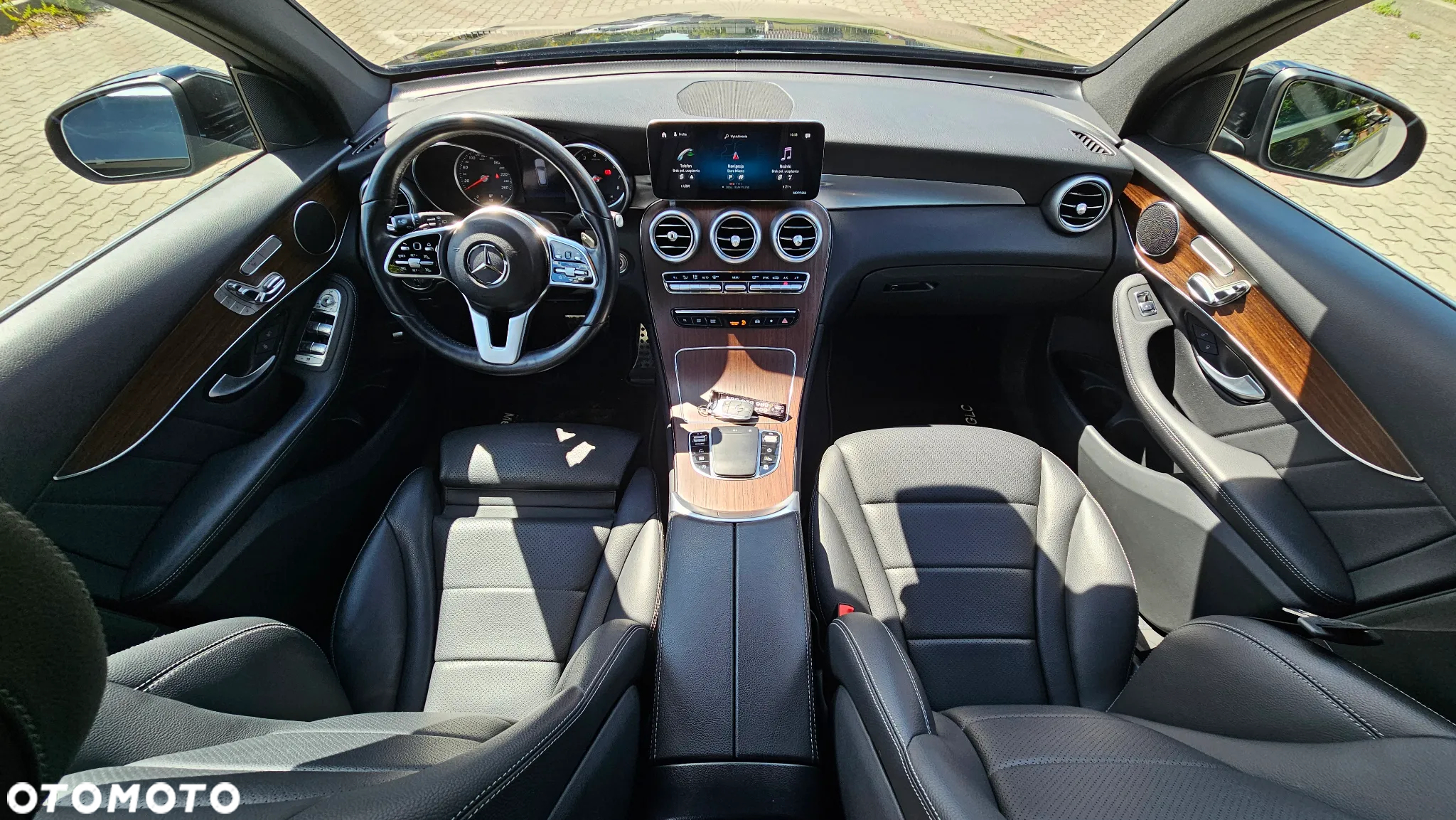 Mercedes-Benz GLC 300 4Matic 9G-TRONIC AMG Line - 14