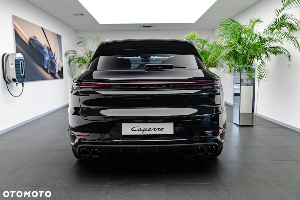 Porsche Cayenne E-Hybrid - 6