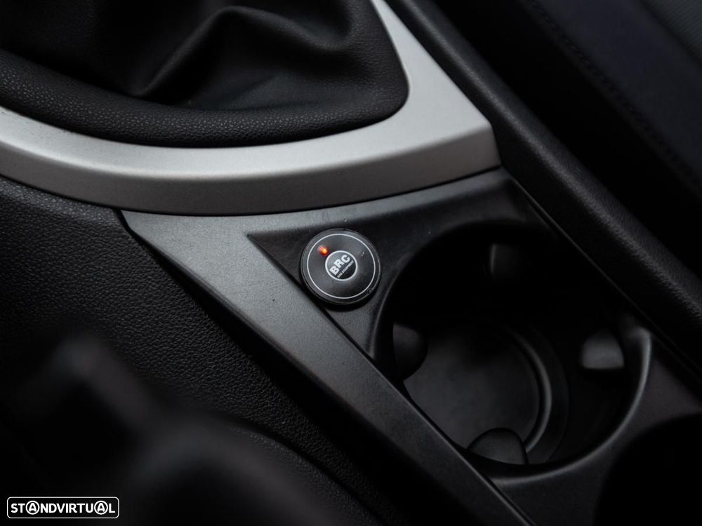 BMW 118 - 16