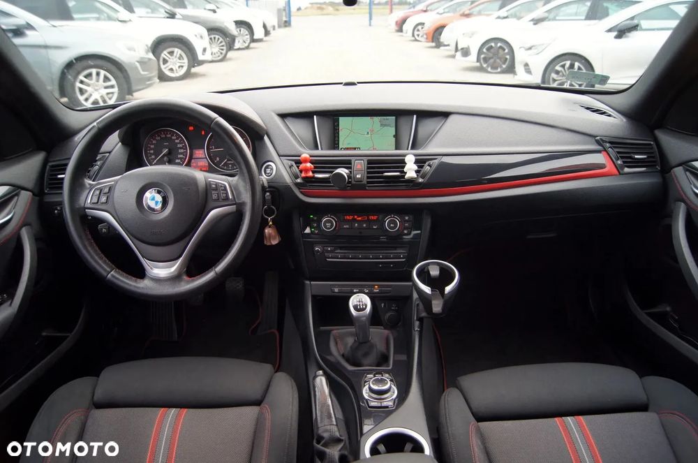 BMW X1 xDrive18d Sport Line - 19