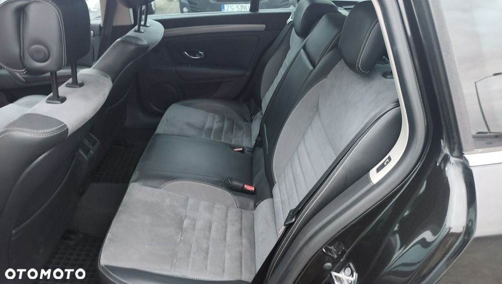 Renault Laguna 2.0 dCi Initiale - 21