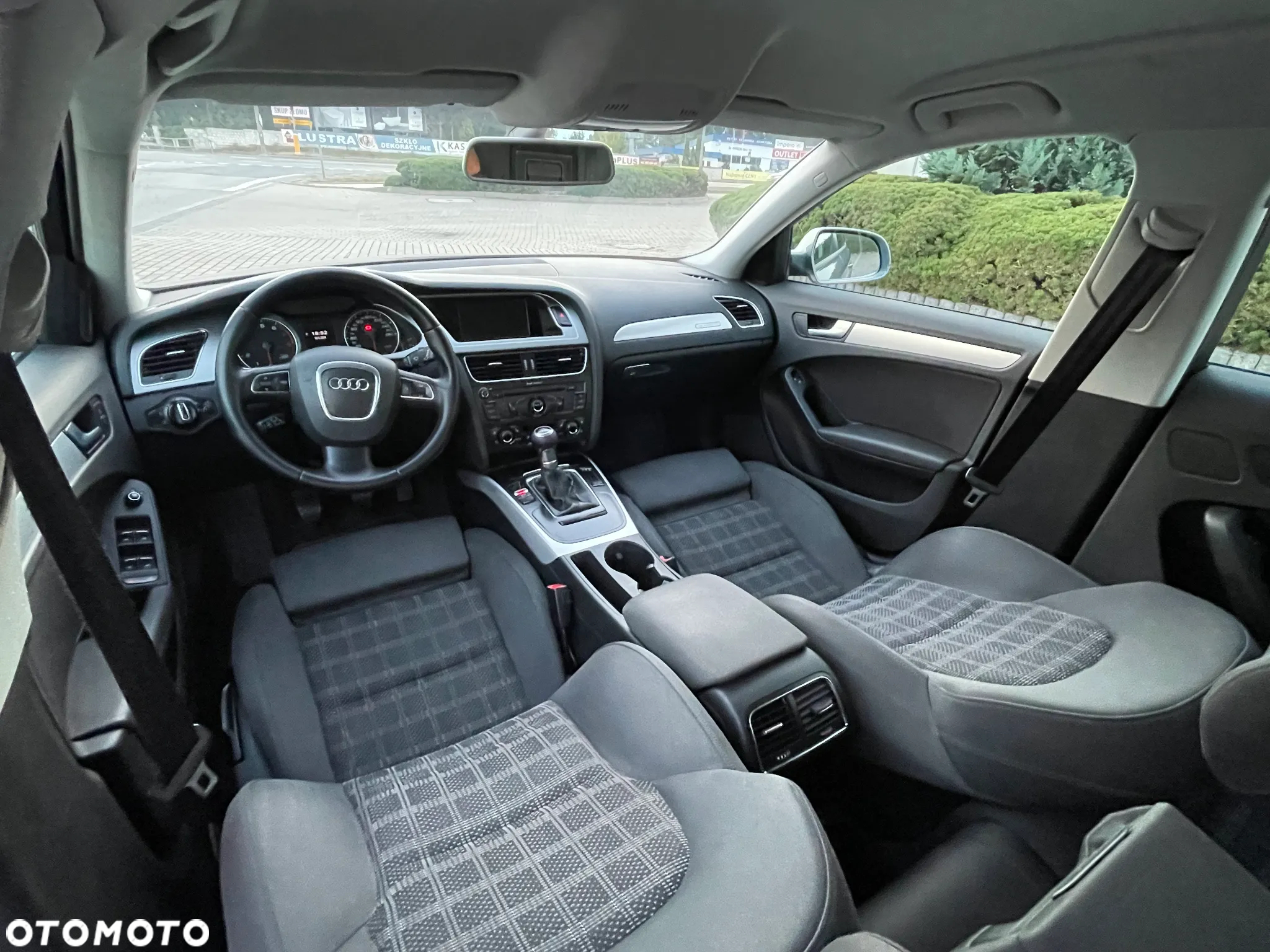Audi A4 2.0 TFSI Quattro - 7