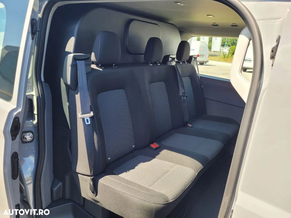 Volkswagen T7 Furgon Plus - 6 locuri - Eurovan - 17